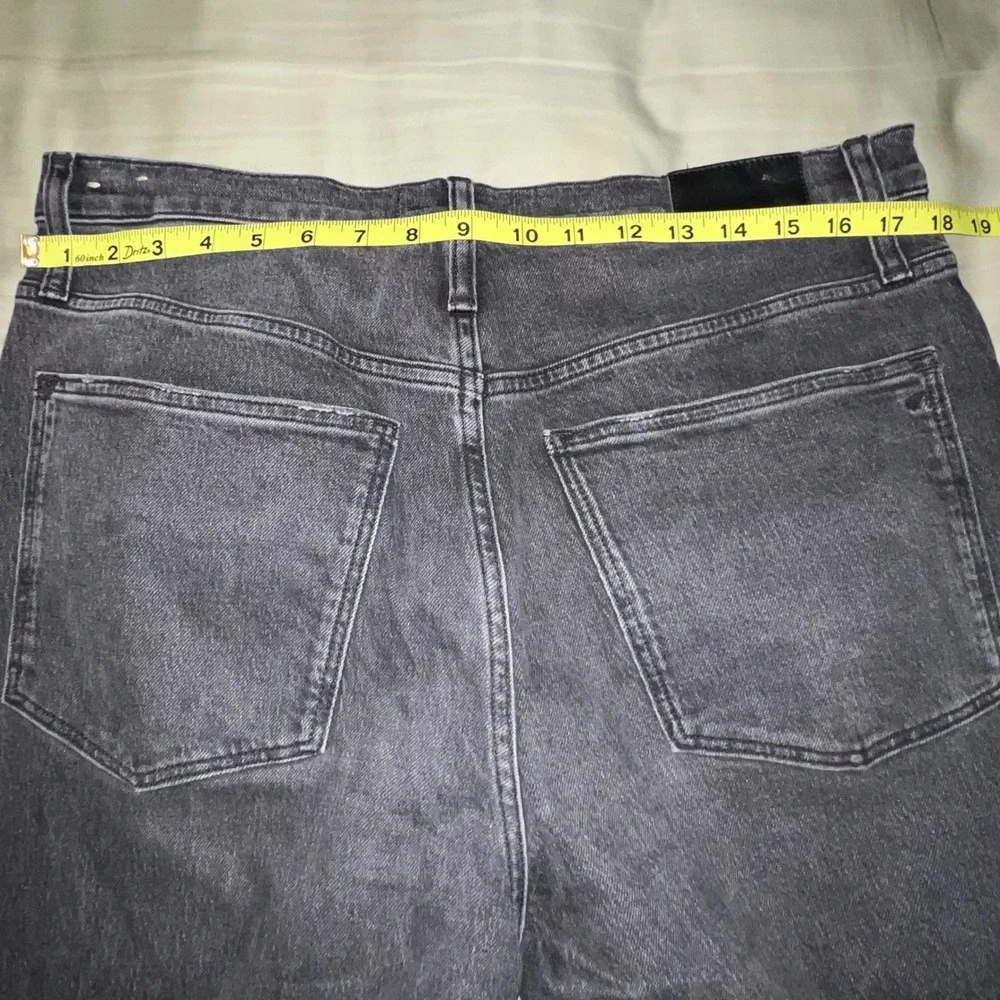 Madewell High-Rise‎ Slim Boyjean Caton Wash Distressed Grey Denim Jeans 30